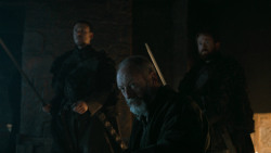 extant_GameOfThrones_6x01-TheRedWoman_4627