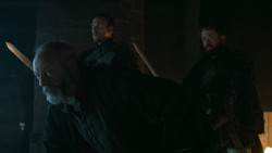 extant_GameOfThrones_6x01-TheRedWoman_4636
