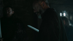 extant_GameOfThrones_6x01-TheRedWoman_4645
