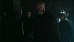 extant_GameOfThrones_6x01-TheRedWoman_4663