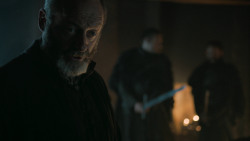 extant_GameOfThrones_6x01-TheRedWoman_4699