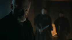 extant_GameOfThrones_6x01-TheRedWoman_4704