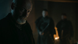 extant_GameOfThrones_6x01-TheRedWoman_4754