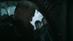 extant_GameOfThrones_6x01-TheRedWoman_4759