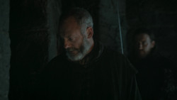 extant_GameOfThrones_6x01-TheRedWoman_4772