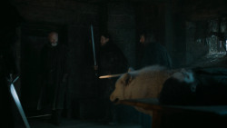 extant_GameOfThrones_6x01-TheRedWoman_4783