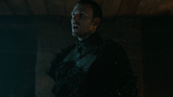 extant_GameOfThrones_6x01-TheRedWoman_4825