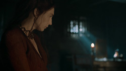 extant_GameOfThrones_6x01-TheRedWoman_4861