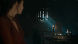 extant_GameOfThrones_6x01-TheRedWoman_4867