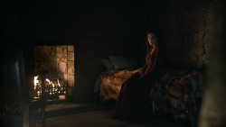 extant_GameOfThrones_6x01-TheRedWoman_4871