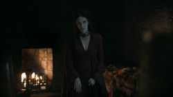 extant_GameOfThrones_6x01-TheRedWoman_4886