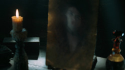 extant_GameOfThrones_6x01-TheRedWoman_4897