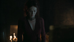 extant_GameOfThrones_6x01-TheRedWoman_4908