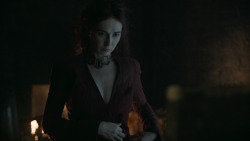 extant_GameOfThrones_6x01-TheRedWoman_4913