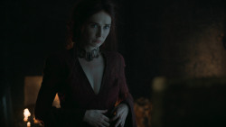extant_GameOfThrones_6x01-TheRedWoman_4922