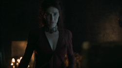 extant_GameOfThrones_6x01-TheRedWoman_4927