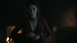 extant_GameOfThrones_6x01-TheRedWoman_4931