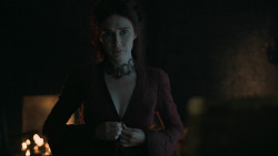 extant_GameOfThrones_6x01-TheRedWoman_4936