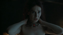 extant_GameOfThrones_6x01-TheRedWoman_4988