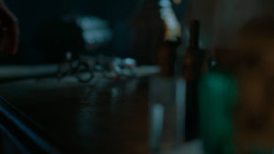 extant_GameOfThrones_6x01-TheRedWoman_5001