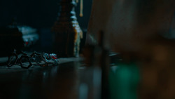extant_GameOfThrones_6x01-TheRedWoman_5008