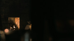 extant_GameOfThrones_6x01-TheRedWoman_5124