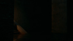 extant_GameOfThrones_6x02-Home_2370