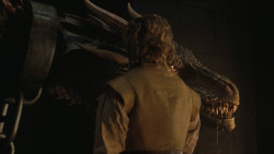 extant_GameOfThrones_6x02-Home_2572
