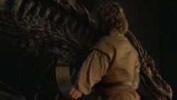 extant_GameOfThrones_6x02-Home_2635