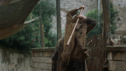extant_GameOfThrones_6x02-Home_2831