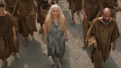 extant_GameOfThrones_6x03-Oathbreaker_1795