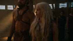 extant_GameOfThrones_6x03-Oathbreaker_1926
