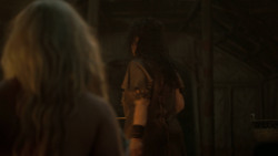 extant_GameOfThrones_6x03-Oathbreaker_2001
