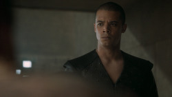 extant_GameOfThrones_6x04-BookOfTheStranger_1475