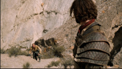 extant_GameOfThrones_6x04-BookOfTheStranger_1992