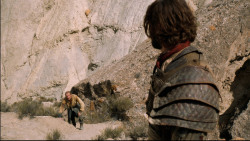 extant_GameOfThrones_6x04-BookOfTheStranger_1993