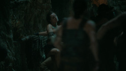 extant_GameOfThrones_6x04-BookOfTheStranger_2320