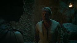 extant_GameOfThrones_6x04-BookOfTheStranger_2438