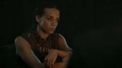 extant_GameOfThrones_6x04-BookOfTheStranger_2698