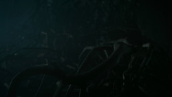 extant_GameOfThrones_6x05-TheDoor_3836