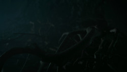 extant_GameOfThrones_6x05-TheDoor_3839