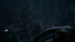 extant_GameOfThrones_6x05-TheDoor_5036