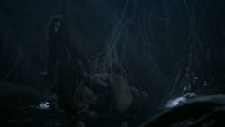 extant_GameOfThrones_6x05-TheDoor_5037