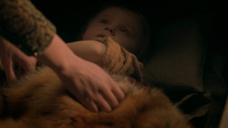 extant_GameOfThrones_6x06-BloodOfMyBlood_2302