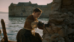 extant_GameOfThrones_6x06-BloodOfMyBlood_3238