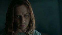 extant_GameOfThrones_6x06-BloodOfMyBlood_3277