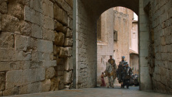 extant_GameOfThrones_6x06-BloodOfMyBlood_3473