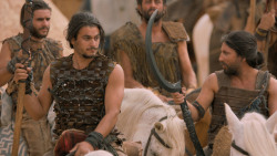 extant_GameOfThrones_6x06-BloodOfMyBlood_5040