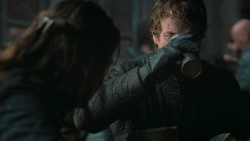 extant_GameOfThrones_6x07-TheBrokenMan_3806