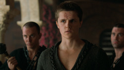 extant_GameOfThrones_6x08-NoOne_1207